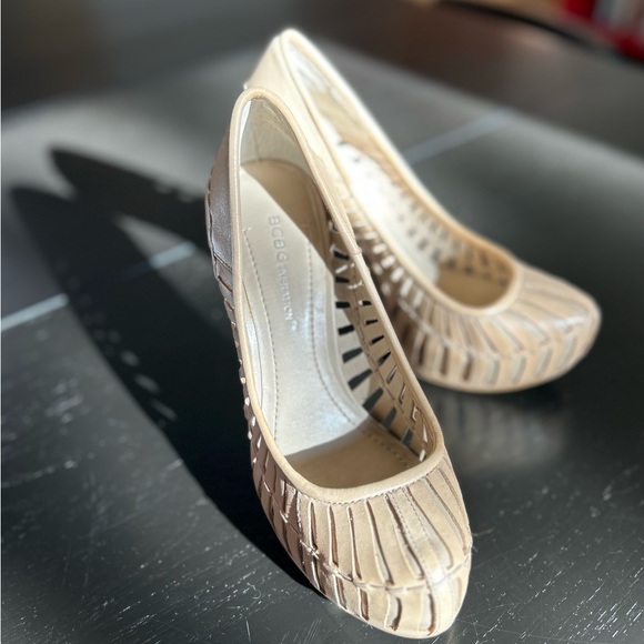 BCBG Stilettos, leather, slight platform size 6 - Picture 5 of 7